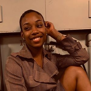 Meet your Posher, Briana